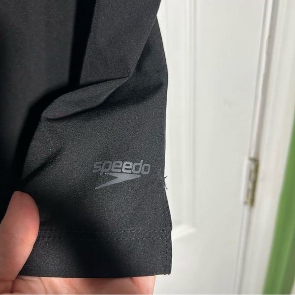 Speedo Men's Swim Trunk Tech Volley UPF 50+  Trunk Lined Size Large Black - Picture 3 of 12